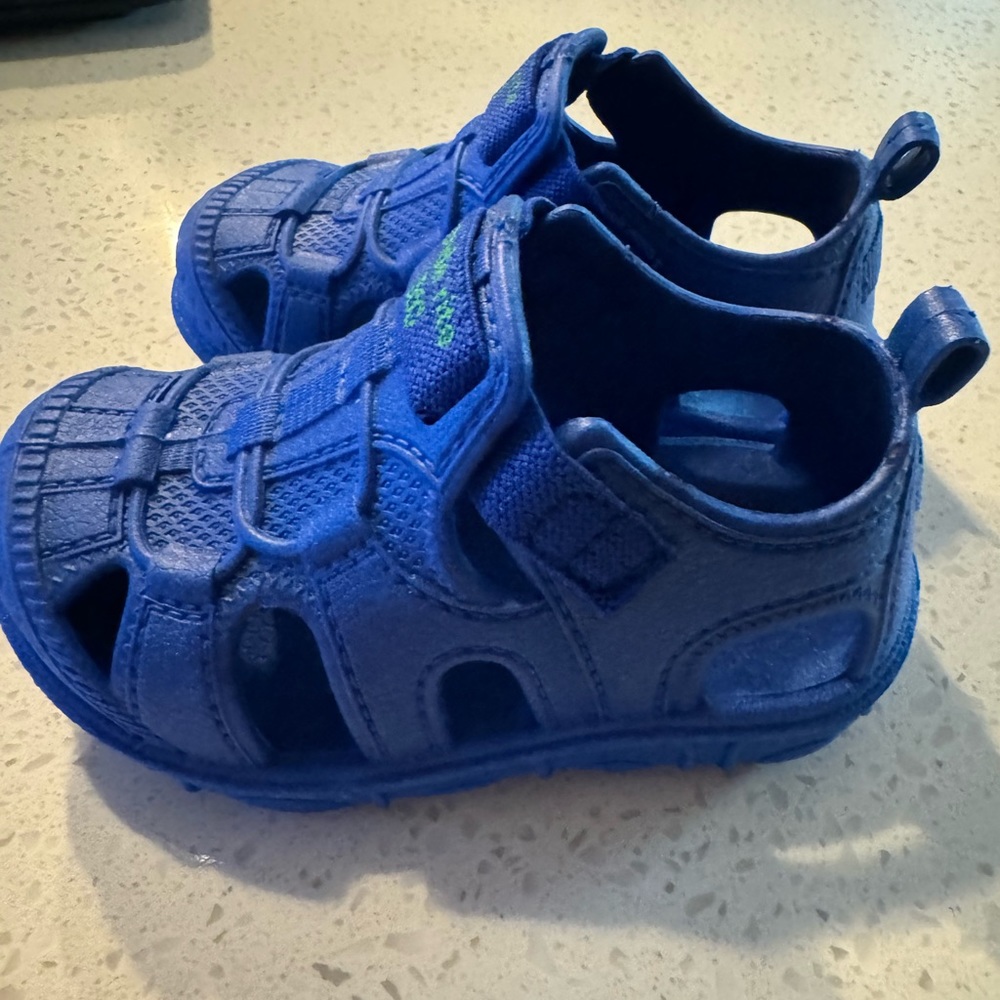 Toddler boys stride rite shoes
